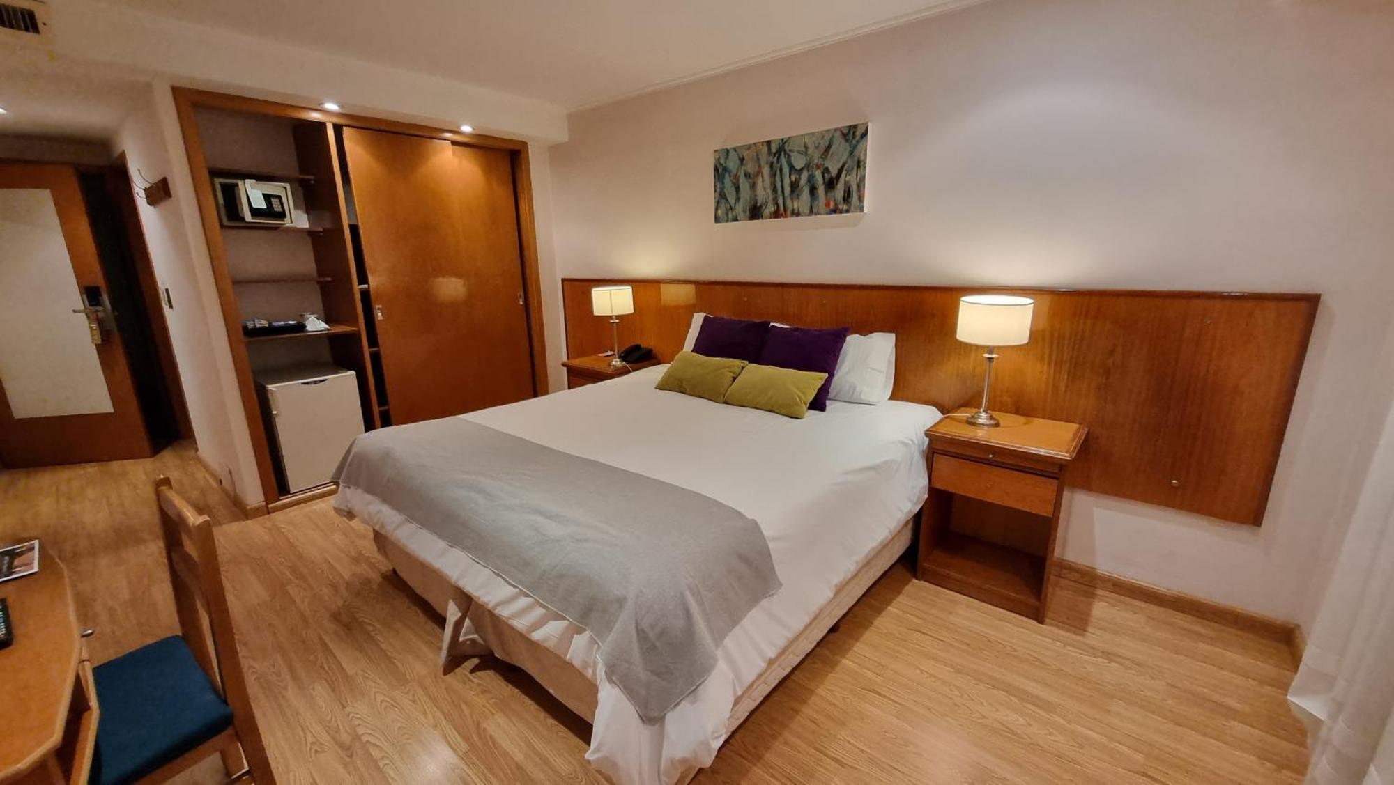 Niken & Hotel