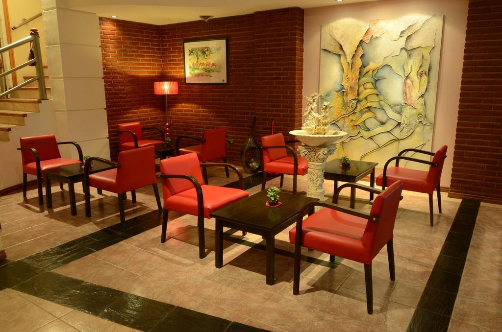 Hotel Niken & Necochea